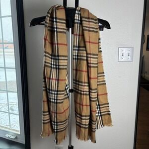 V.FRAAS Tartan Plaid Scarf 100% Acrylic Tan Black Red White Fringe